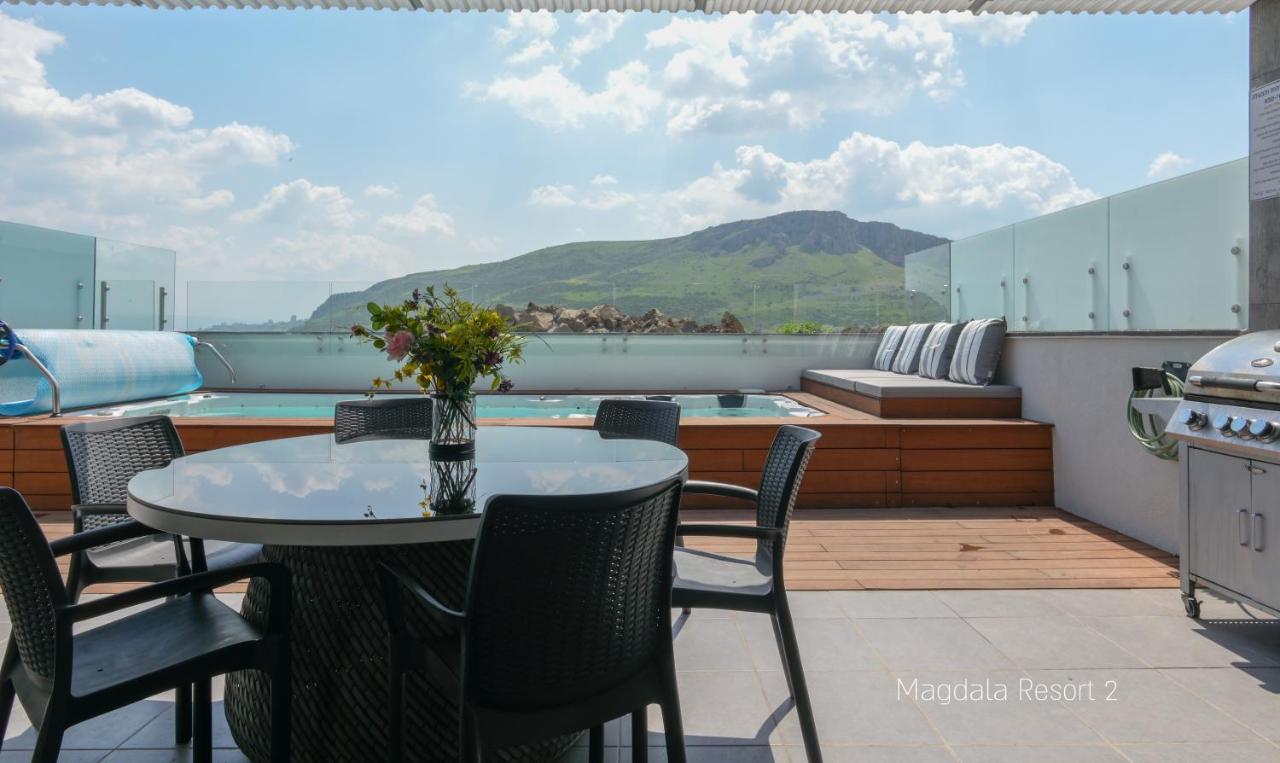 ميغدال Yalarent Magdala Resort- Luxury Suites With Pool Or Jacuzzi With Sea View المظهر الخارجي الصورة