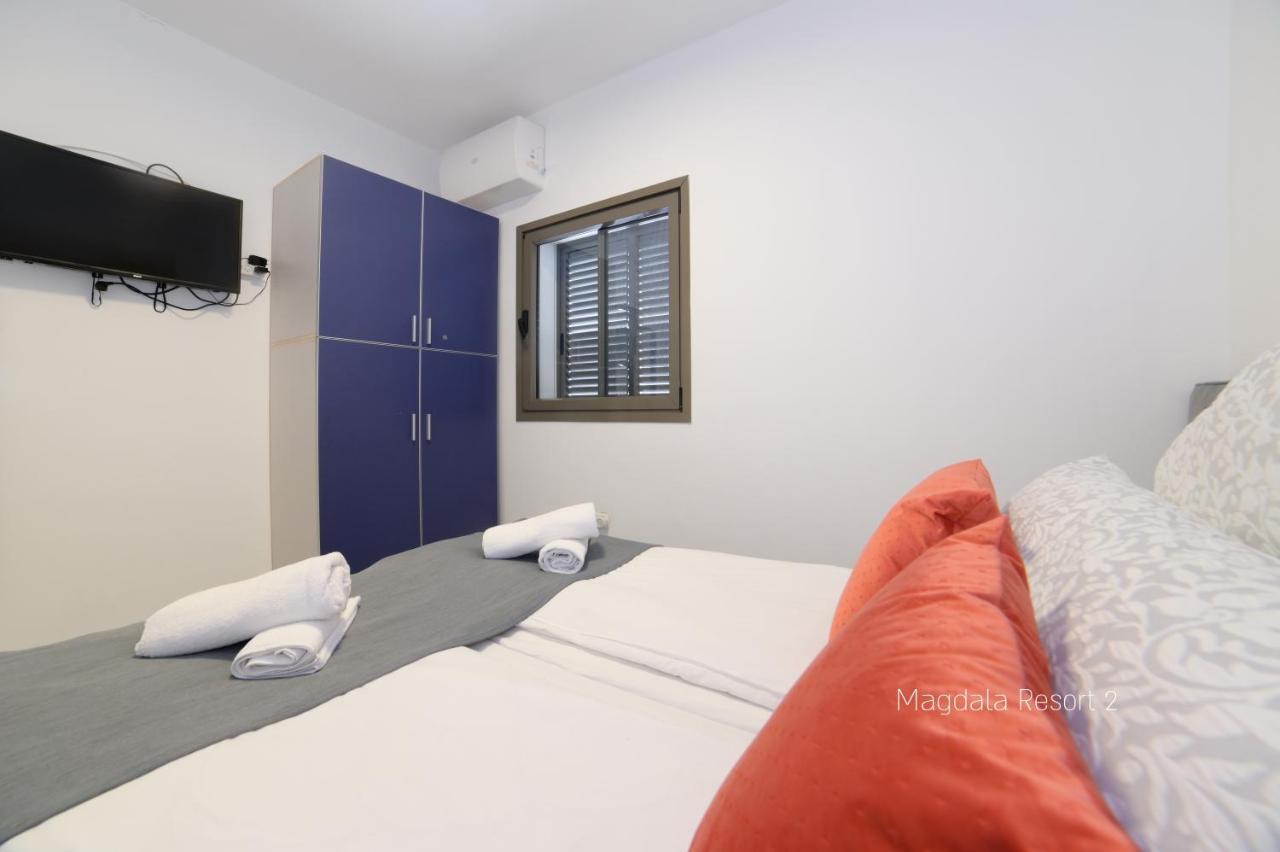 ميغدال Yalarent Magdala Resort- Luxury Suites With Pool Or Jacuzzi With Sea View المظهر الخارجي الصورة