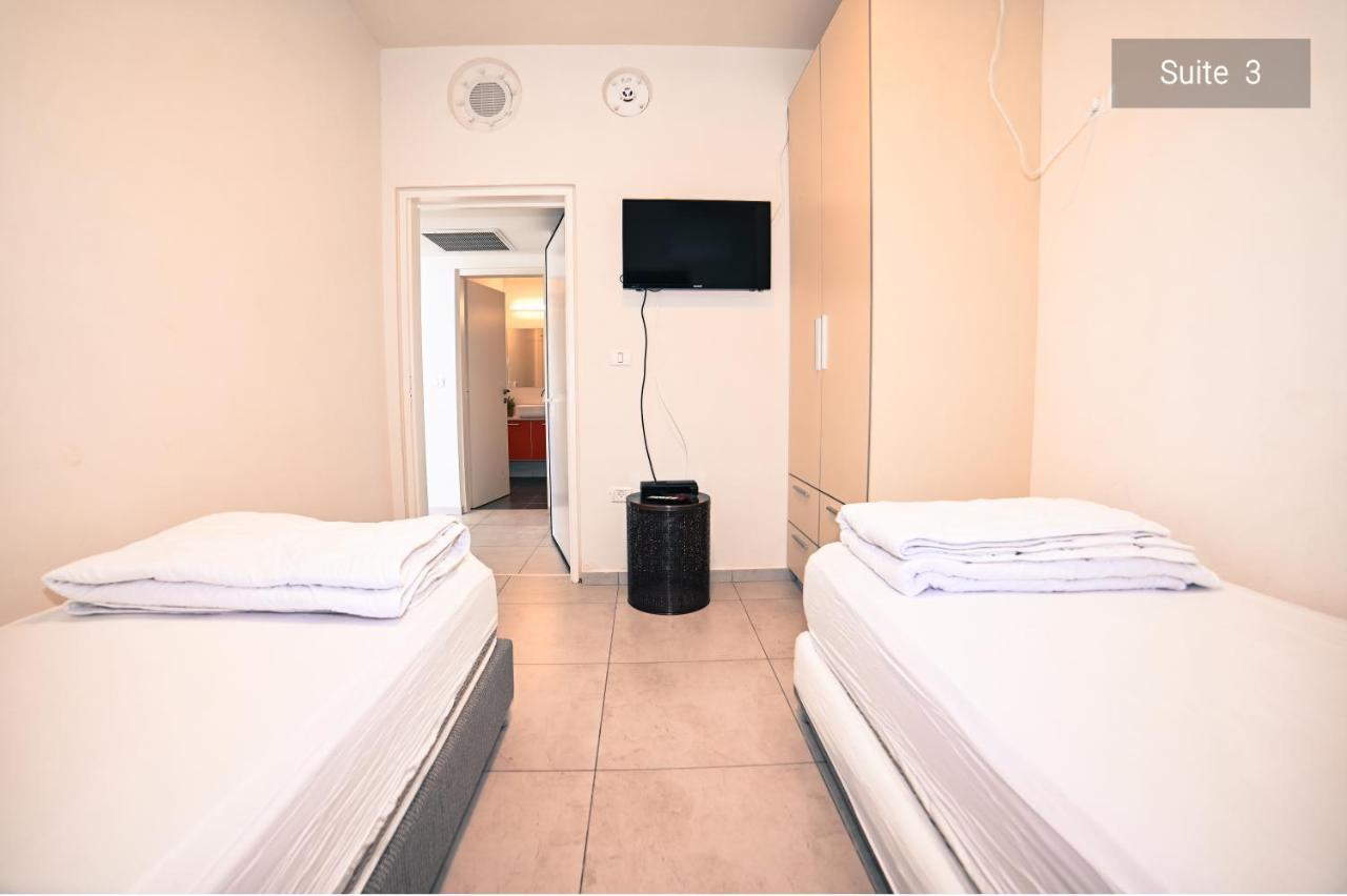 ميغدال Yalarent Magdala Resort- Luxury Suites With Pool Or Jacuzzi With Sea View المظهر الخارجي الصورة
