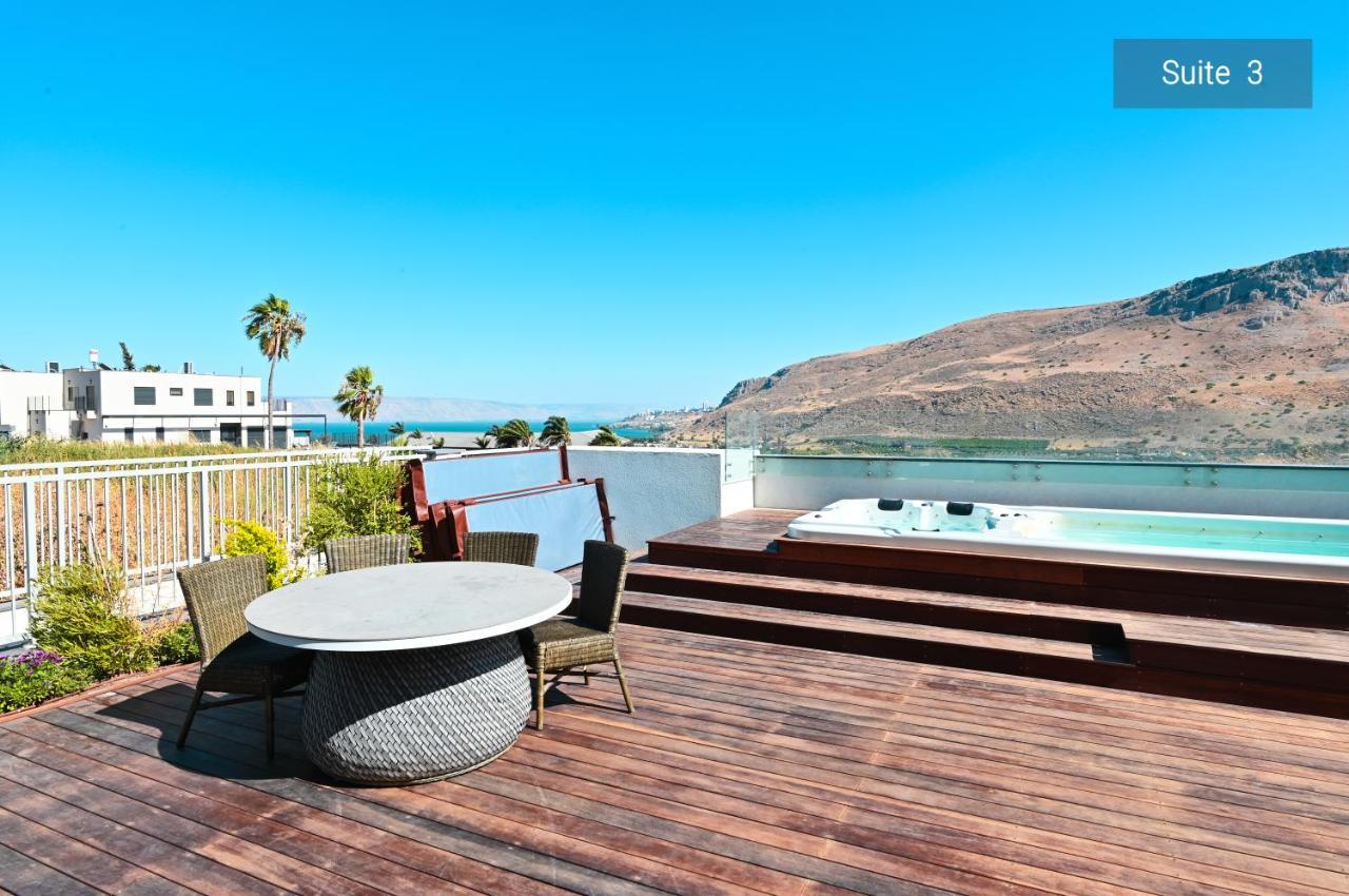 ميغدال Yalarent Magdala Resort- Luxury Suites With Pool Or Jacuzzi With Sea View المظهر الخارجي الصورة